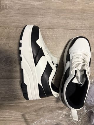 Zapatillas con 4 ruedas Talla 36