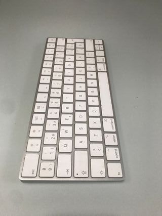 Teclado original  Apple Magic Keyboard 2    / Mode