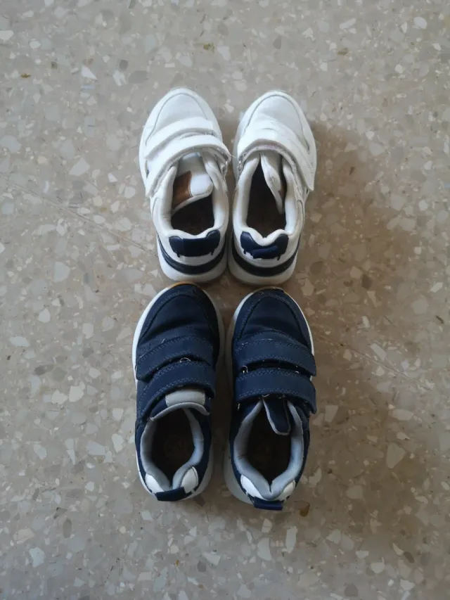 Zapatillas deportivas talla 26