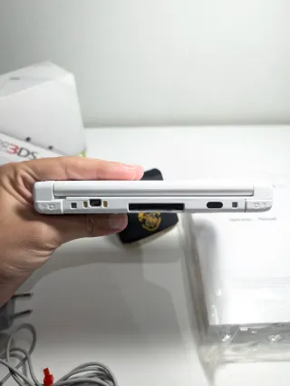 Nintendo 3DS XL Bianco + scatola