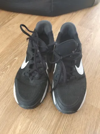 Zapatillas Nike Talla 37.5