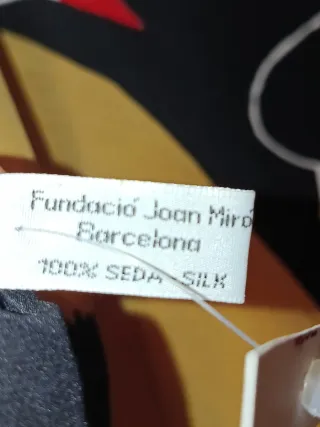 Pañuelo 100 % SEDA MIRÓ NUEVO 1990