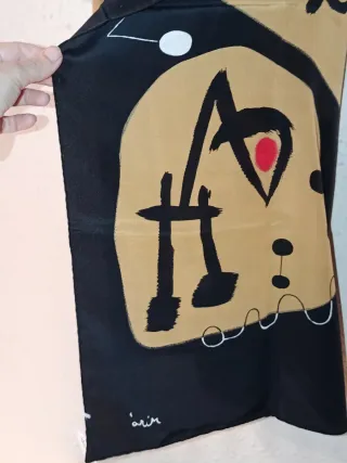 Pañuelo 100 % SEDA MIRÓ NUEVO 1990