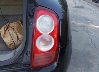Piloto trasero derecho nissan 5077892 micra (k12e)