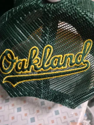 Gorra Oakland béisbol verde y amarilla