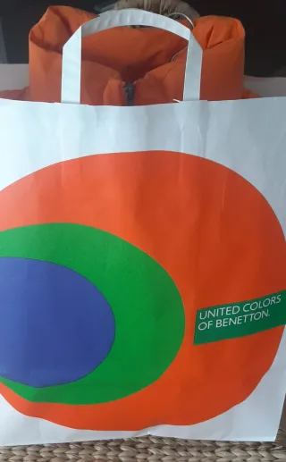 Anorak de plumas UNITED COLORS OF BENETTON.