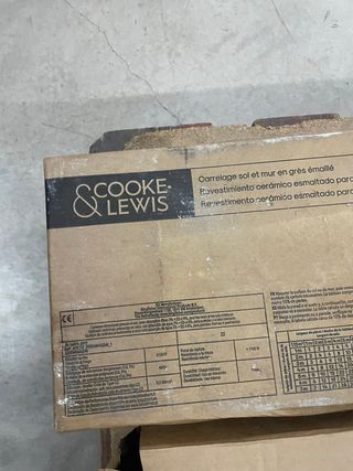 Azulejos suelo imitación parquet