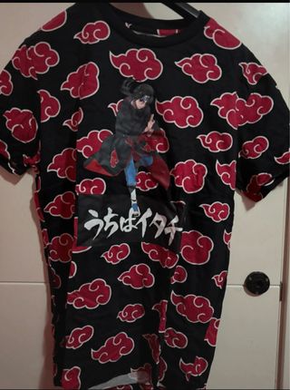 Camiseta Naruto Itachi Nube Roja