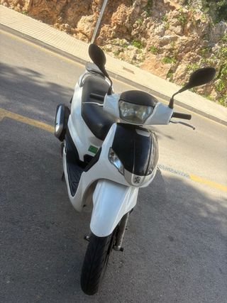 Peugeot Tweet 125