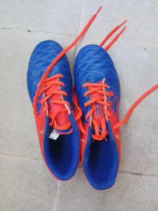 Zapatillas fútbol tacos Talla 35