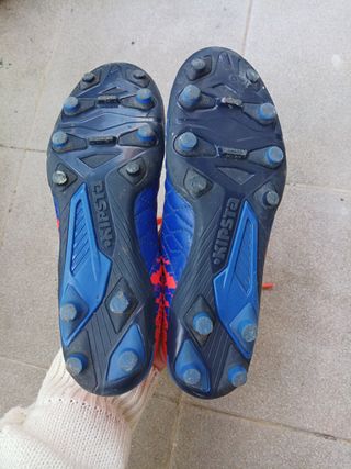 Zapatillas fútbol tacos Talla 35