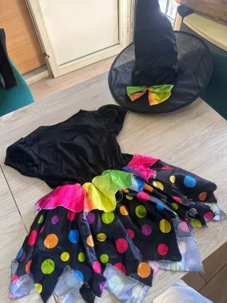 Vestito strega halloween pois arcobaleno