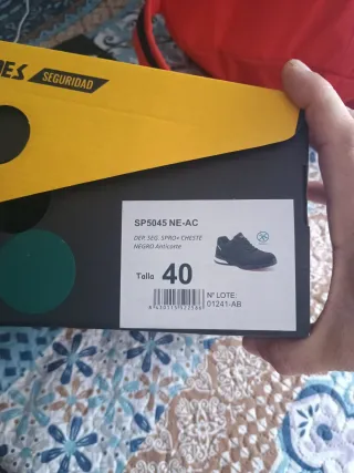 Zapatos de Seguridad Paredes negro anticorte