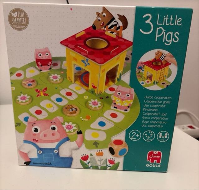 Circuito de Coches +
aplilable + tres cerditos