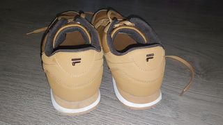 Zapatillas Fila Beige/Marrón