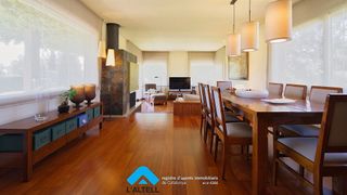 Chalet en venta en Canovelles