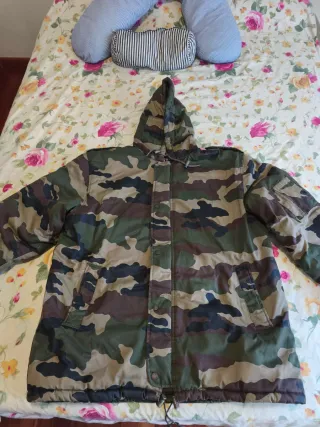 Chaqueta militar camuflaje