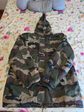 Chaqueta militar camuflaje