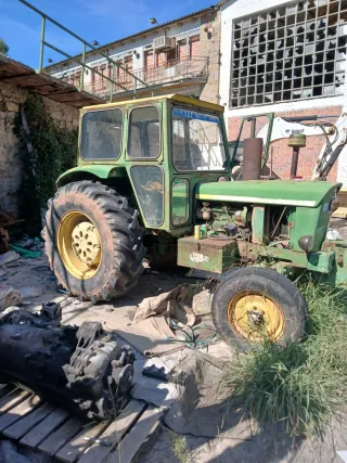 Tractor John Deere Verde