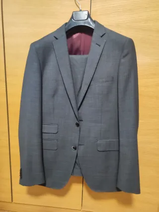 Traje de chaqueta gris