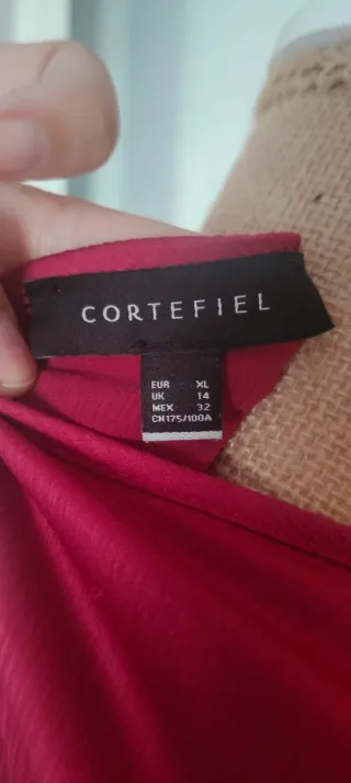 Blusa granate Cortefiel