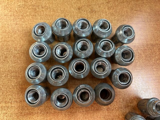 20 Tuercas Rueda Ford