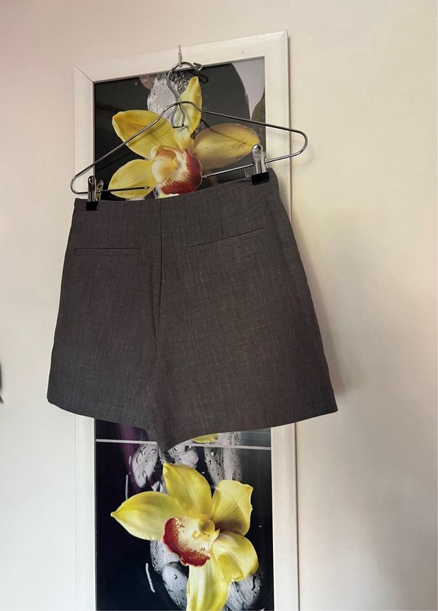 Falda pantalón gris Stradivarius XS