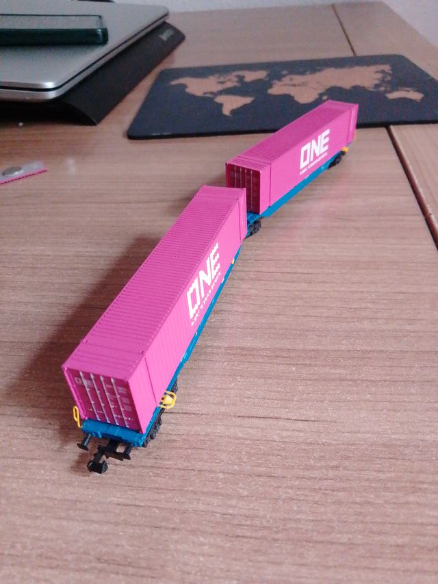 Lote 2 contenedores Escala N 1:160