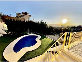 Chalet en venta en Busot