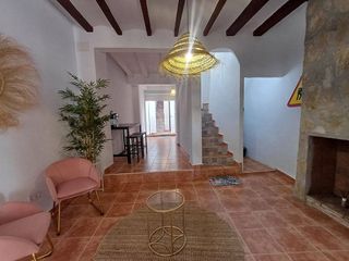 Casa adosada en venta en Oliva pueblo en Oliva