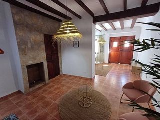 Casa adosada en venta en Oliva pueblo en Oliva
