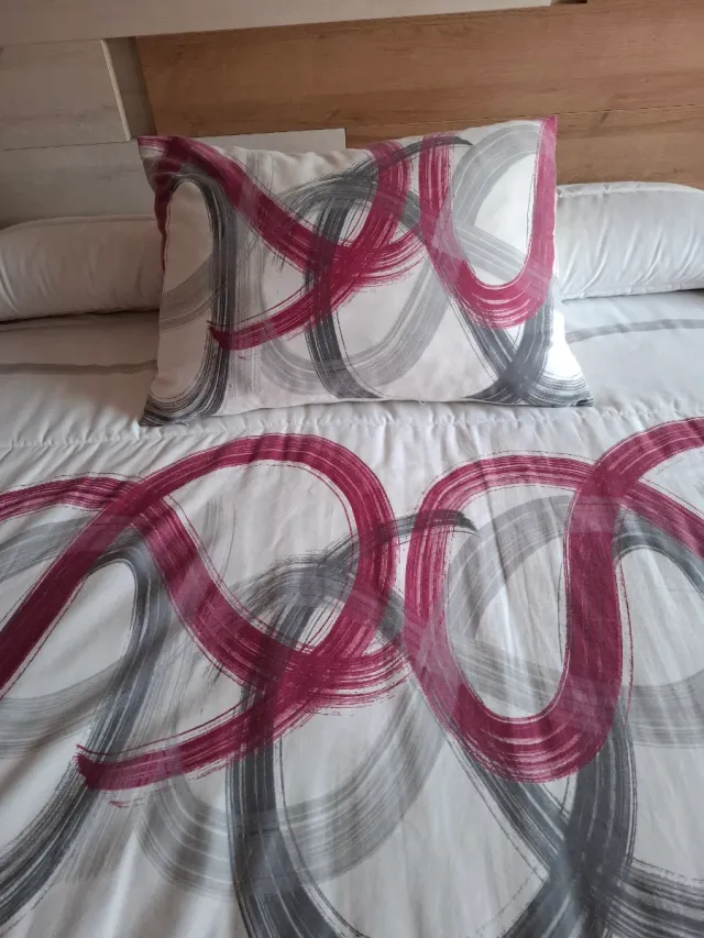 Edredón Cama 1.50 Diseño Abstracto