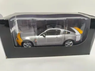 Ford Mustang 1:24
