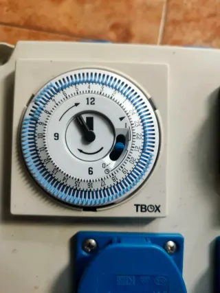 Cuadro Eléctrico TBOX con Temporizador