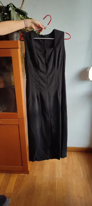 Vestido negro largo T-40