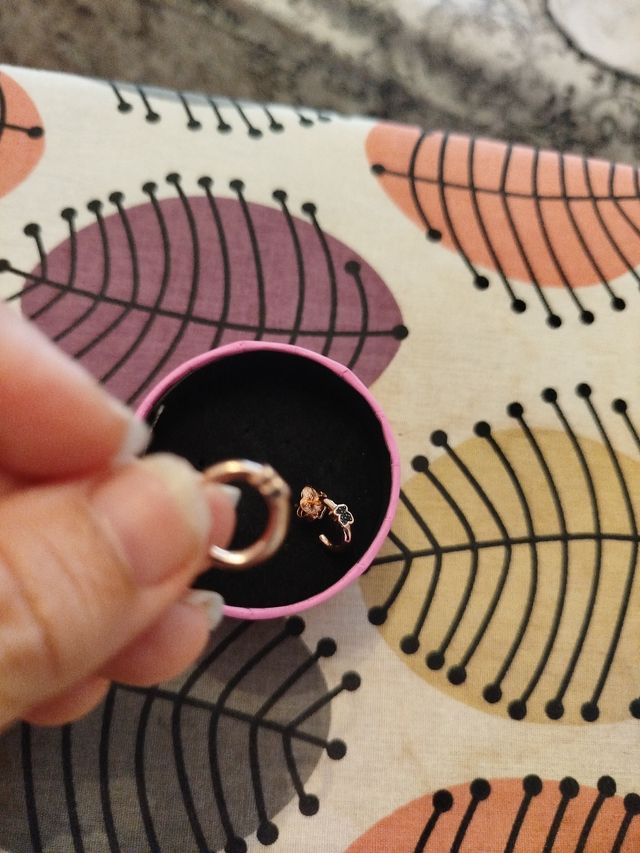 Pendientes Aro Tous Flor Negro y Dorado