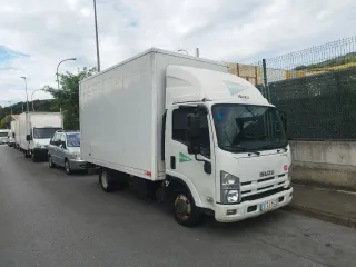 Isuzu N35 2011