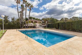 Chalet en venta en Petrer