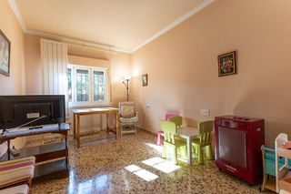 Chalet en venta en Petrer