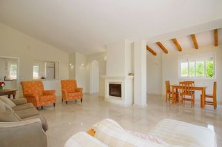 Chalet en venta en Coín