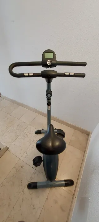 Bicicleta Estática Gris