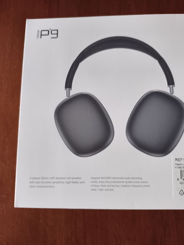 Auriculares Inalámbricos P9 Negros y Plateados