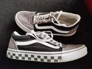 Zapatillas Vans Negras y Grises