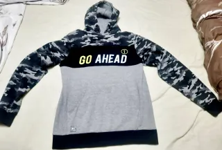 Sudadera con capucha y camuflaje para niño