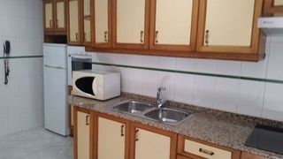 Piso en alquiler en El Candado - El Palo en Málaga