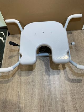 Asiento giratorio Homecraft para bañera