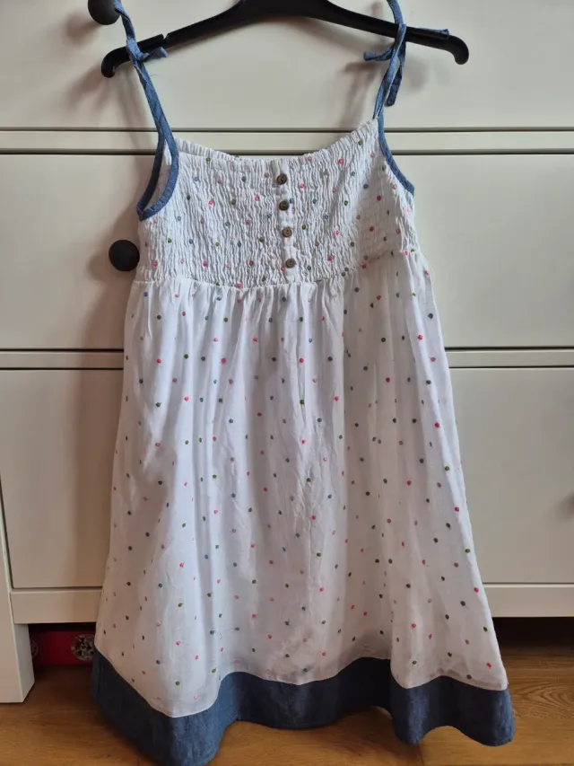 Vestido de verano para niña con lunares