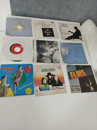 Lotto 9 Vinili 45 Giri 7 Vintage Internazionali