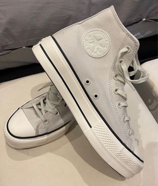 Zapatillas Converse Altas Grises y Blancas