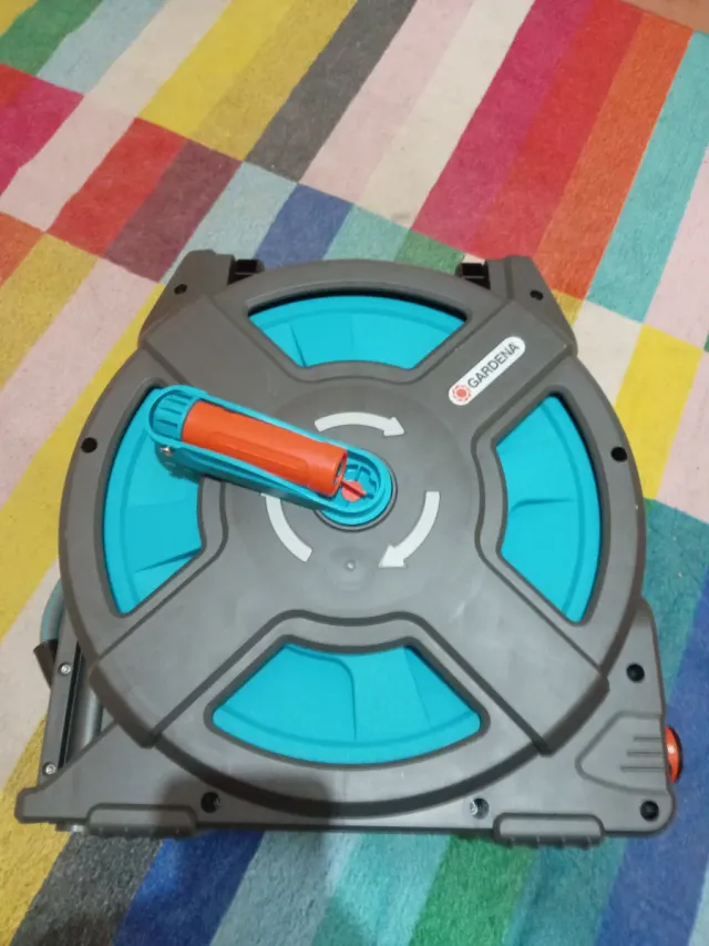 Carrete Portamanguera Gardena